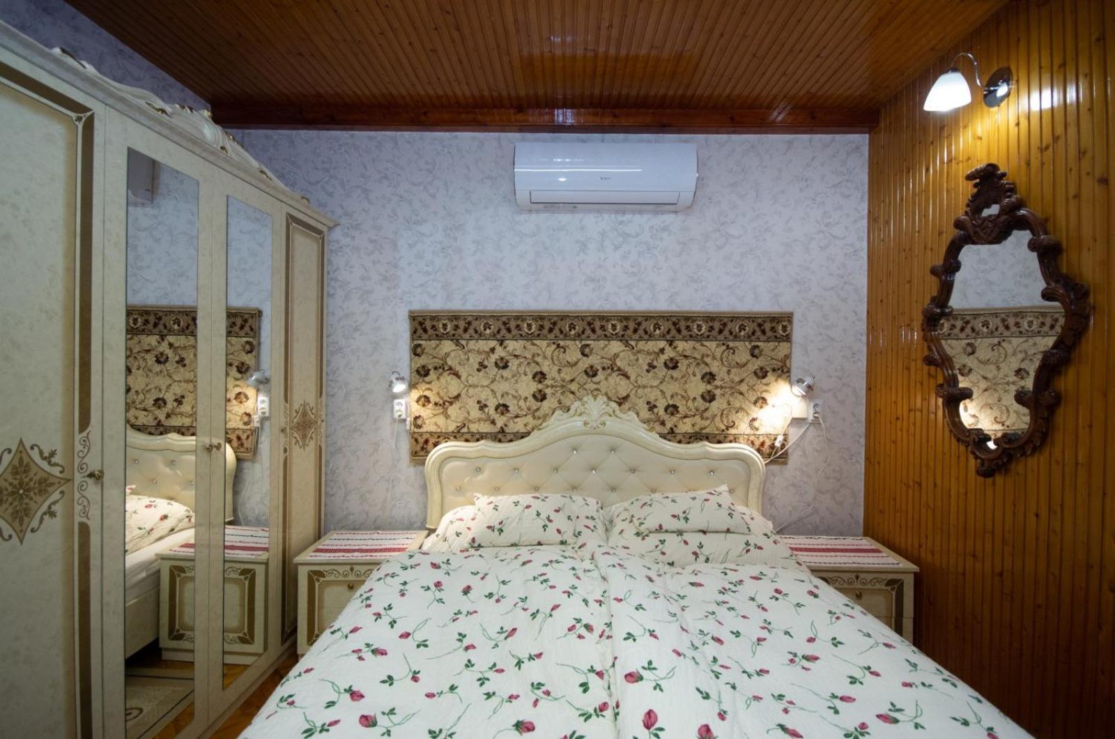 Amalia Apartman Gyula Exterior photo